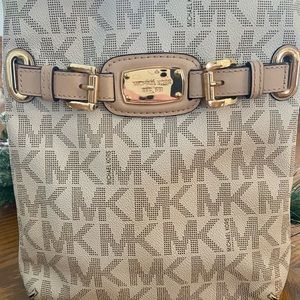 Michael Kors Crossbody